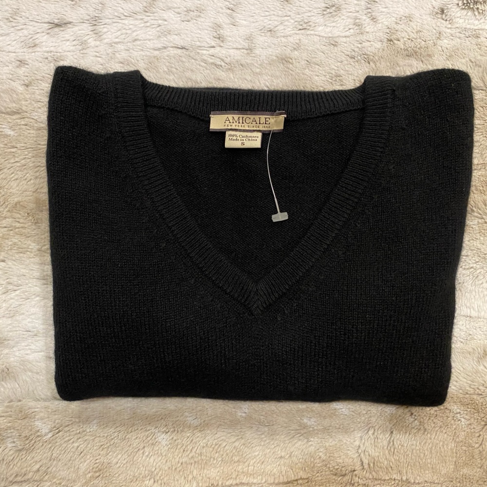 NWOT💝AMICALE Cashmere V-Neck Sweater Size S - Picture 13 of 13